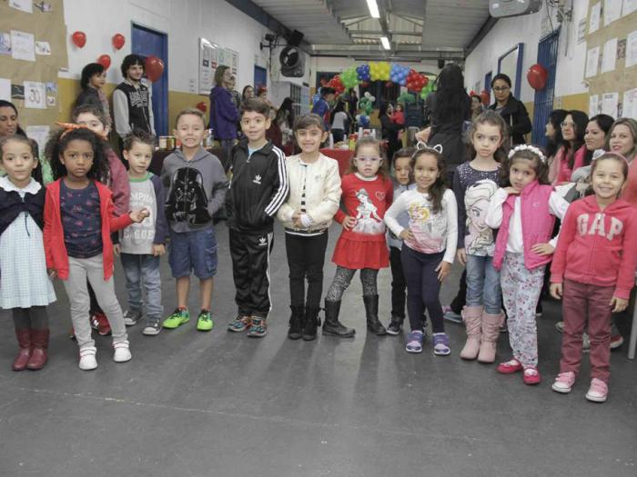 Leia mais sobre o artigo Homenagem Dia das Mães